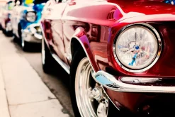 Akustikbild ROTES OLDTIMER