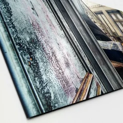 Aludibondbild LOSTHOUSE