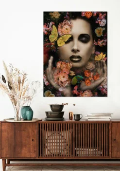 Glasbild SCHÖNE IM BLUMENMEER